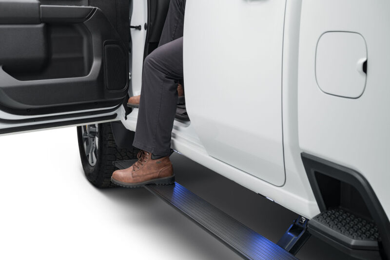 AMP Research AMP Research 2020 Ford Expedition (Excluding Max Models) PowerStep Plug N Play - Black (76336-01A)