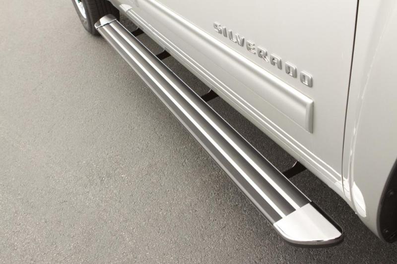 Lund 07-17 Chevy Silverado 1500 Crew Cab Crossroads 87in. Running Board Kit - Chrome - 22908768