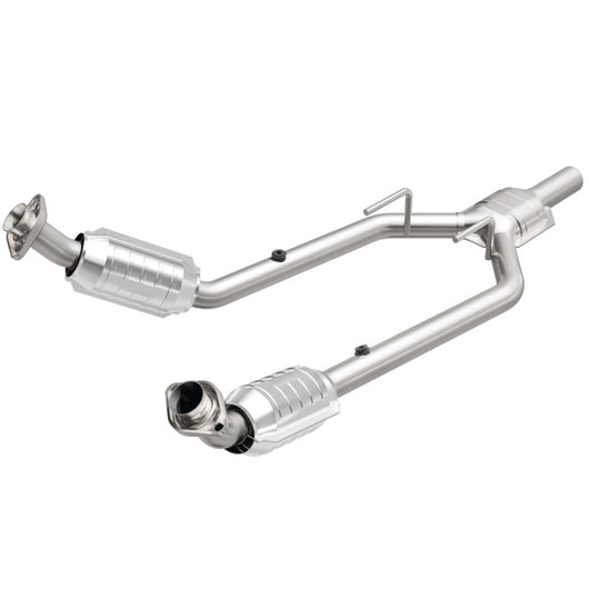 MagnaFlow Conv DF 96-97 Mercury Cougar 3.8L - 444080