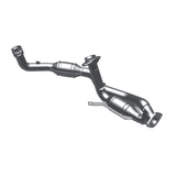 MagnaFlow Conv DF '96-'99 Taurus 3.4L Front C - 23533