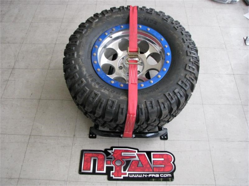 N-Fab Bed Mounted Tire Carrier Universal - Gloss Black - Red Strap - BM1TCRD