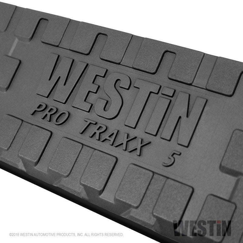 Westin 2019 Chevrolet Silverado Double Cab w/ 6.5in Bed PRO TRAXX 5 W2W Oval Nerf Step Bars - Black - 21-534715