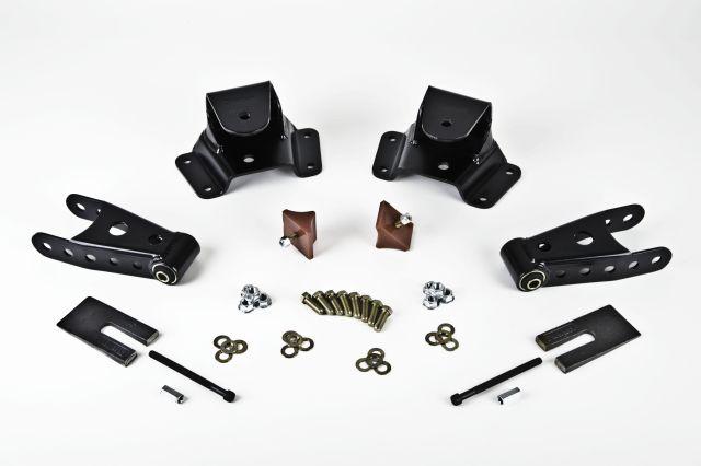 Belltech SHACKLE AND HANGER KIT 75-91 GM C30 CrewCab/Dually 4inch - 6750
