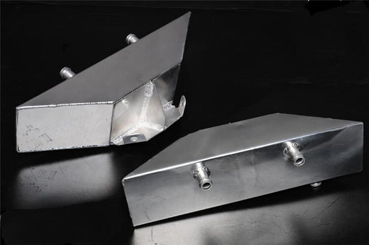 Weapon R 13 Scion FR-S Polished Alum Oil Tank - 826-141-101