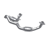 MagnaFlow Conv DF '96-'99 Ford Taurus3.0L 50S - 444033