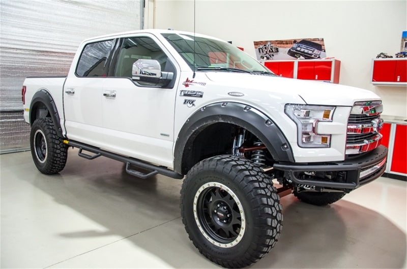 N-Fab Nerf Step 15-17 Ford F-150 SuperCrew 5.5ft Bed - Gloss Black - W2W - 3in - F1596CC